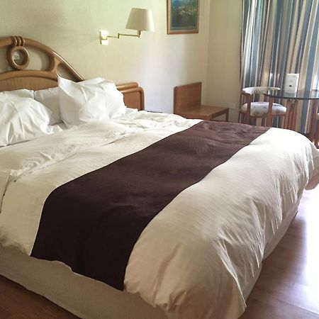 Hotel Cristal Сан Карлос де Барилоче Екстериор снимка