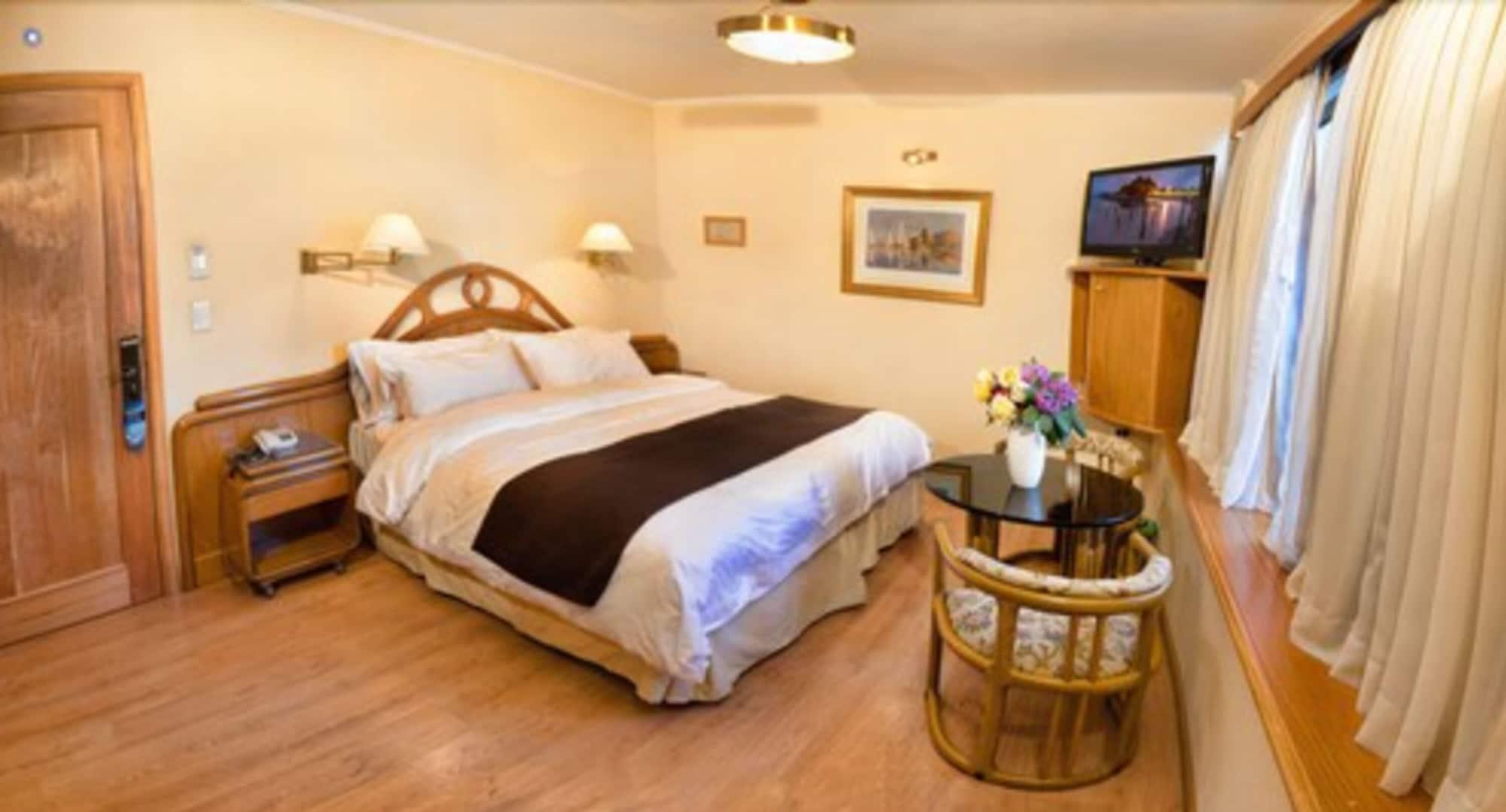 Hotel Cristal Сан Карлос де Барилоче Екстериор снимка