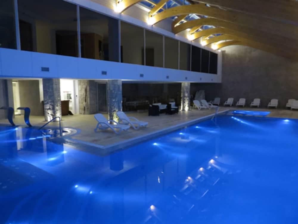 Hotel Cristal Сан Карлос де Барилоче Екстериор снимка