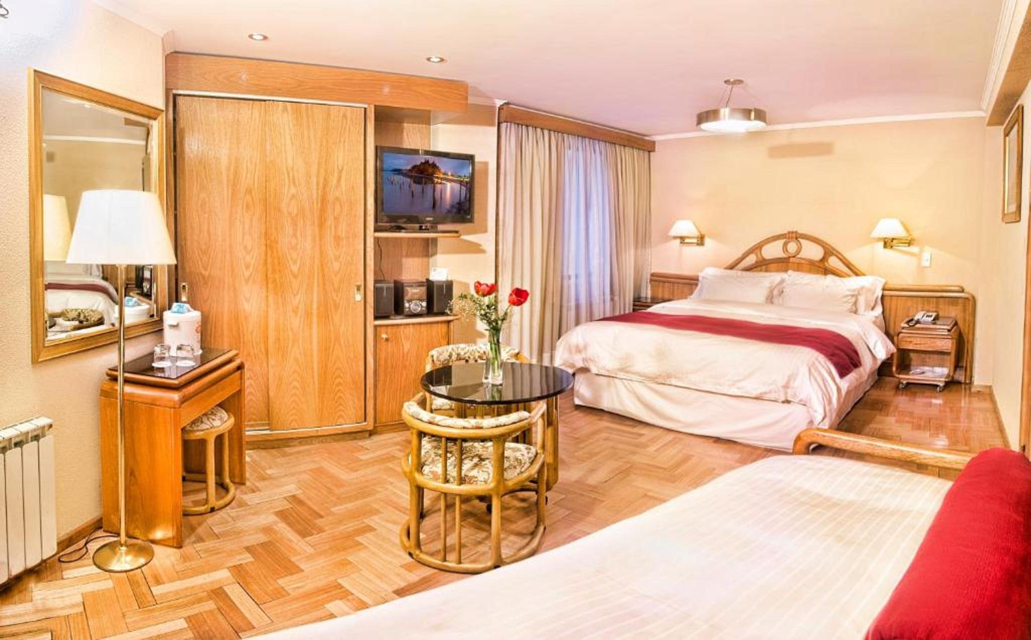 Hotel Cristal Сан Карлос де Барилоче Екстериор снимка